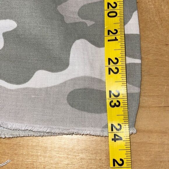 Mother Denim Shaker Chop Crop Fray Pant in Desert Print Size 29 $218 - Picture 13 of 13